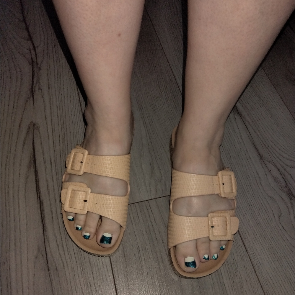 Beige faux raffia adjustable cork bottom Sandal size 8 top moda - Picture 2 of 6